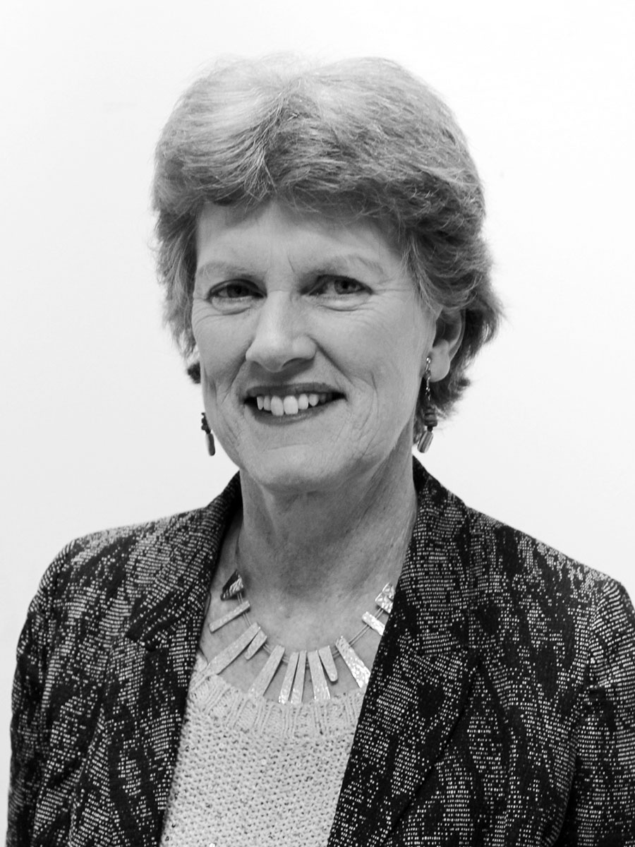 Dr Cathy Ross